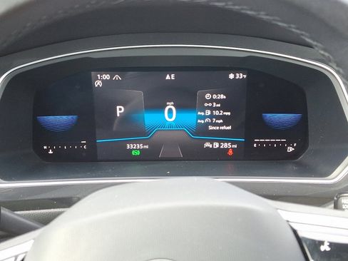 Used 2023 Volkswagen Tiguan SE R-Line image 24