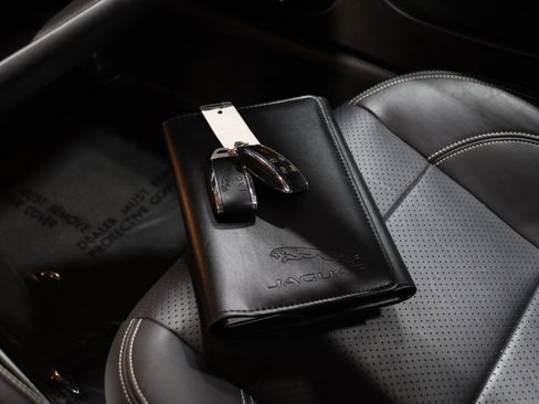 Used 2014 Jaguar XK Coupe RWD image 38
