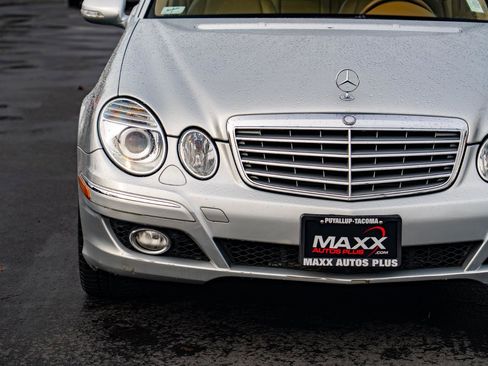 Used 2008 Mercedes-Benz E 350 4MATIC Sedan image 5