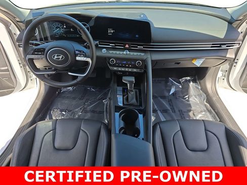 Used 2025 Hyundai Elantra Limited FWD image 9