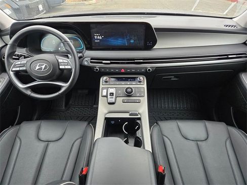 Certified 2024 Hyundai Palisade SEL image 11