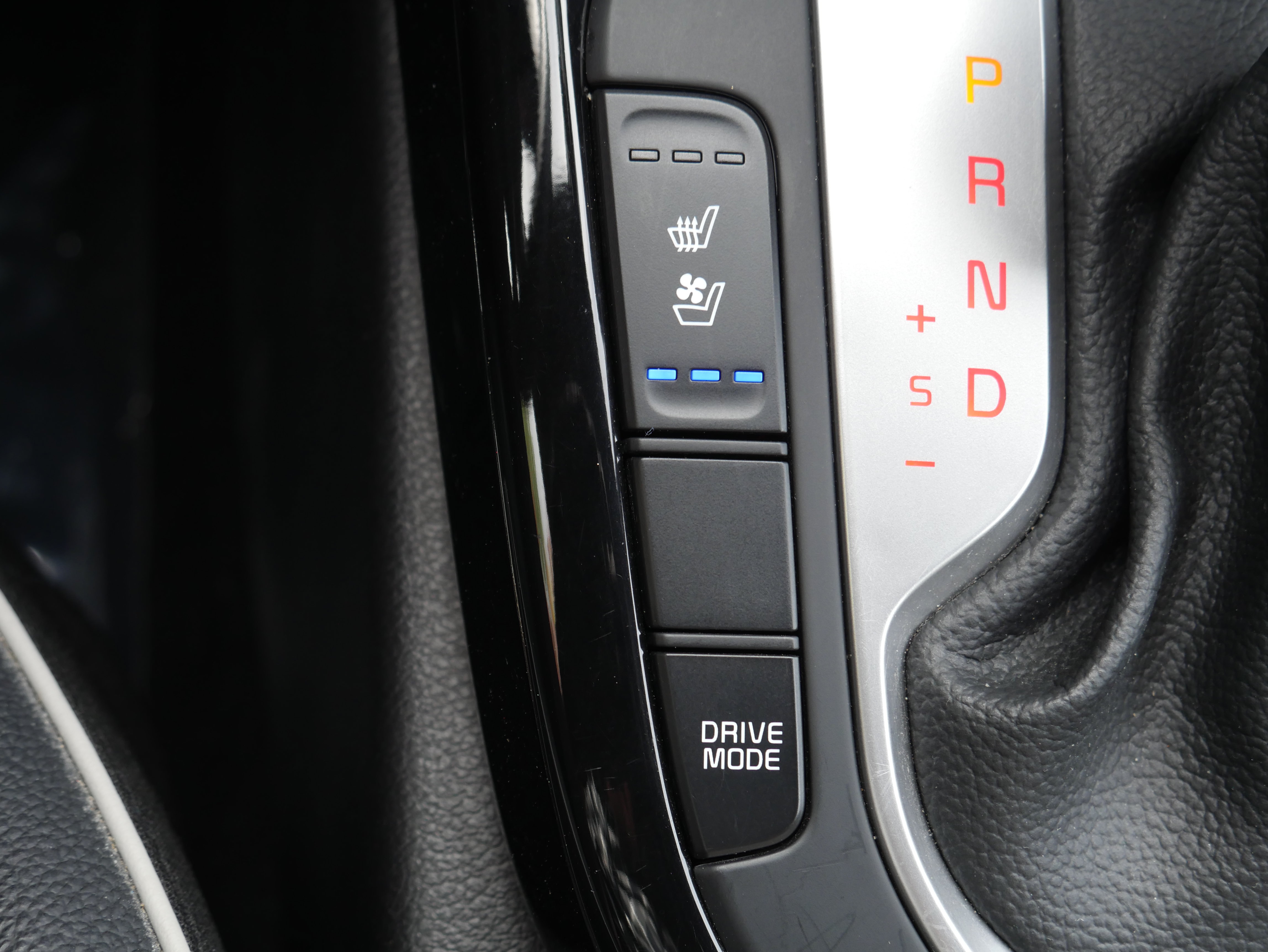 Used 2023 Kia Forte GT-Line w/ GT-Line Premium Package FWD image 24