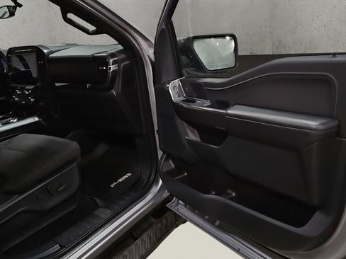 Used 2022 Ford F150 XLT w/ Equipment Group 302A High image 18