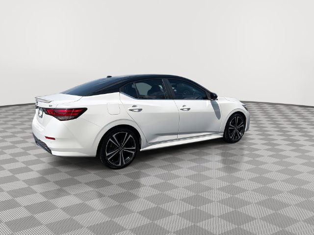 Used 2022 Nissan Sentra SR FWD image 12