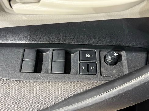 Certified 2024 Toyota Corolla LE image 14