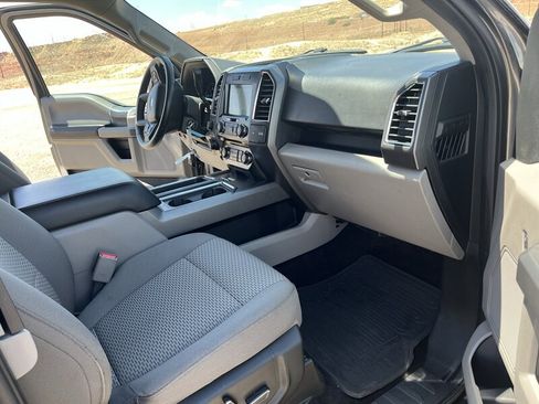 Used 2016 Ford F150 XLT w/ Equipment Group 302A Luxury AWD/4WD image 12