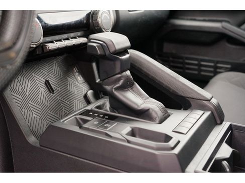 Used 2024 Toyota Tacoma SR image 22