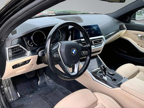 Used 2020 BMW 330i xDrive Sedan AWD/4WD image 11