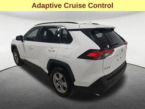 Used 2025 Toyota RAV4 XLE image 8