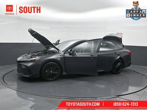 Used 2025 Toyota Camry SE FWD image 54