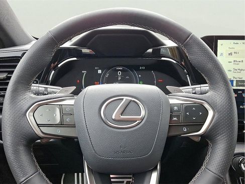 Used 2025 Lexus NX 450h+ F Sport image 20