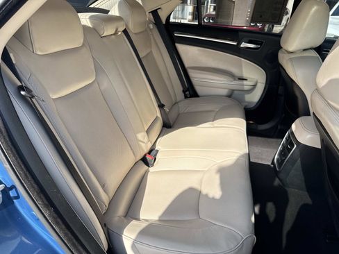 Certified 2023 Chrysler 300 Touring L w/ Popular Equipment Group image 8