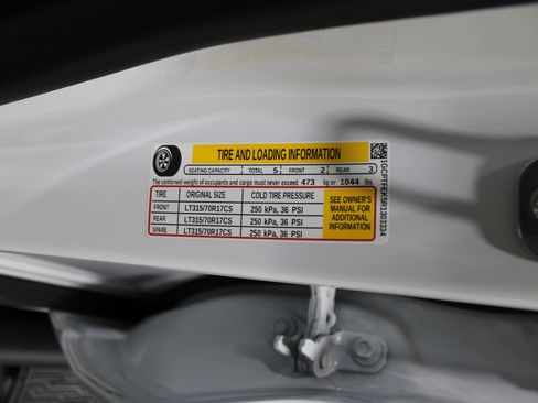 Used 2024 Chevrolet Colorado ZR2 w/ ZR2 Bison Edition image 43