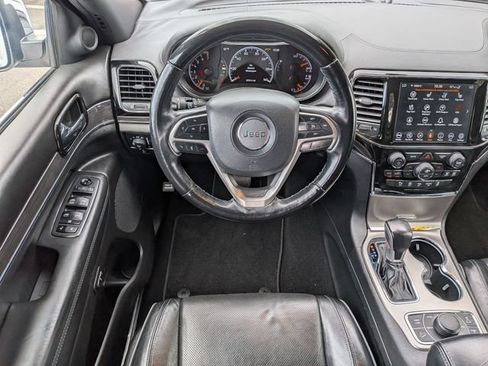 Certified 2021 Jeep Grand Cherokee Overland AWD/4WD image 15