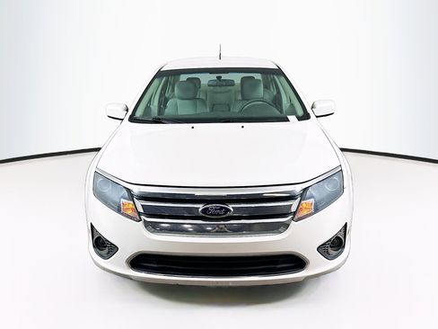 Used 2012 Ford Fusion SE image 2