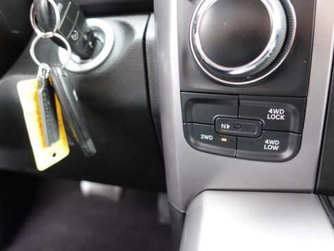 Used 2023 RAM 1500 Classic SLT w/ Electronics Convenience Group image 44