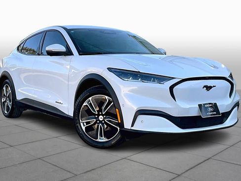 Used 2022 Ford Mustang Mach-E Select w/ Comfort/Technology Package image 2