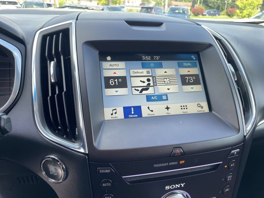 Used 2017 Ford Edge Titanium w/ Equipment Group 301A AWD/4WD image 12