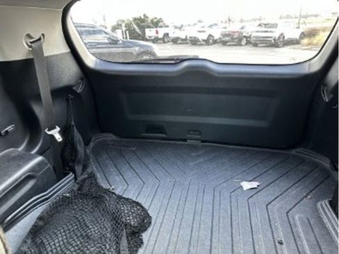 Used 2024 Kia Telluride SX w/ Towing Package image 16