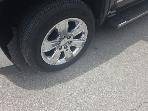 Used 2017 GMC Sierra 1500 SLT AWD/4WD image 5