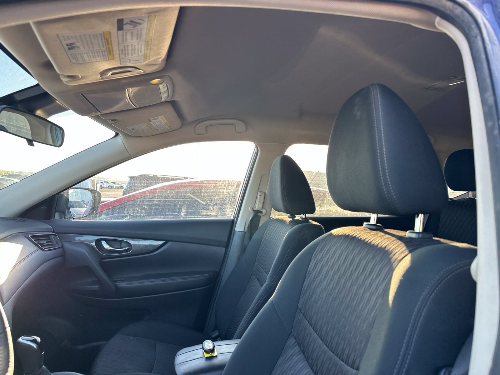 Used 2019 Nissan Rogue SV w/ Premium Package AWD/4WD image 5