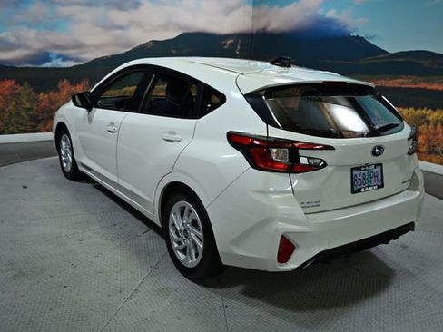 Used 2024 Subaru Impreza 2.0i image 9