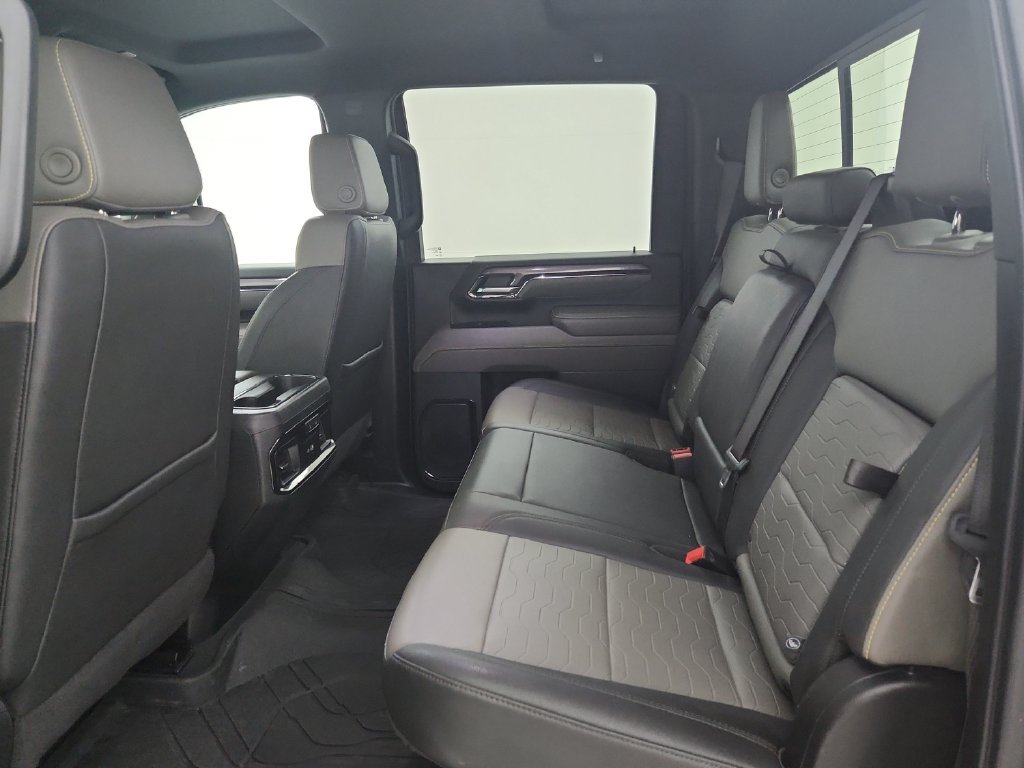Used 2024 Chevrolet Silverado 2500 ZR2 w/ Technology Package AWD/4WD image 25