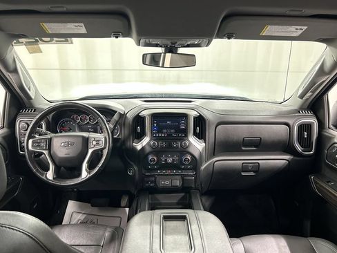 Used 2021 Chevrolet Silverado 1500 LT Trail Boss w/ Convenience Package II AWD/4WD image 18