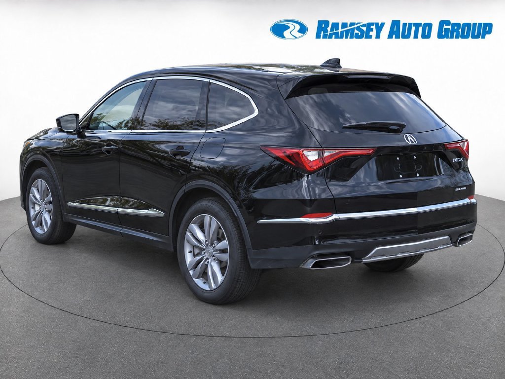 Used 2025 Acura MDX SH-AWD image 3