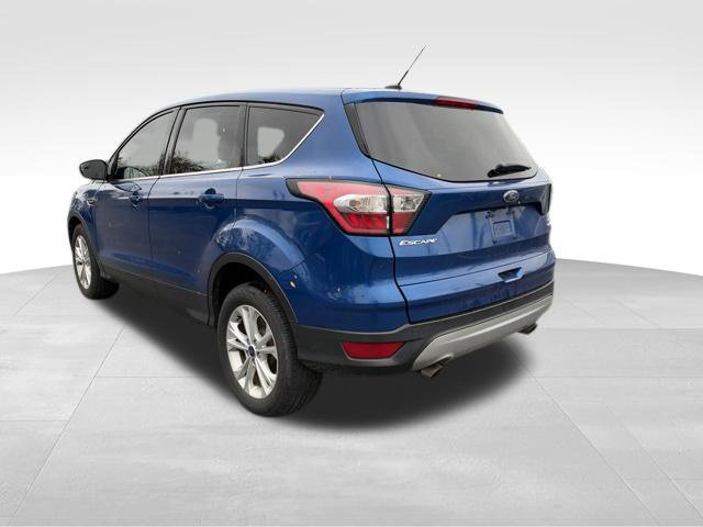 Used 2017 Ford Escape SE FWD image 5