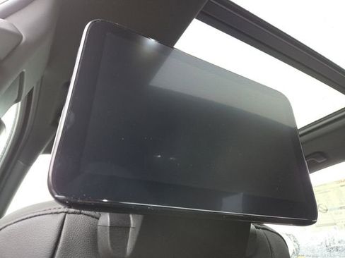 New 2026 GMC Yukon Elevation w/ Elevation Premium Package image 18