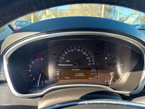 Used 2016 Cadillac SRX Luxury w/ Driver Awareness Package image 25