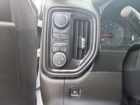 Used 2020 Chevrolet Silverado 1500 Custom Trail Boss w/ Custom Convenience Package image 16