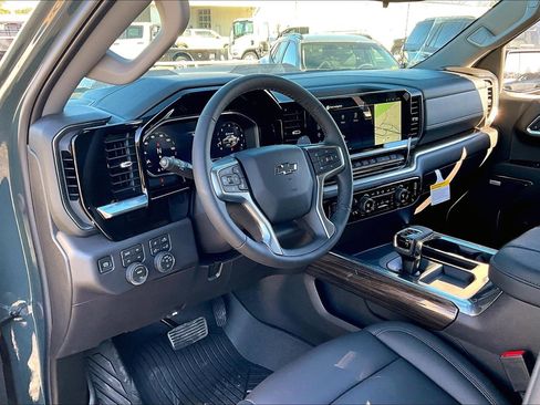 New 2026 Chevrolet Silverado 1500 LT Trail Boss w/ LT Trail Boss Premium Package image 6