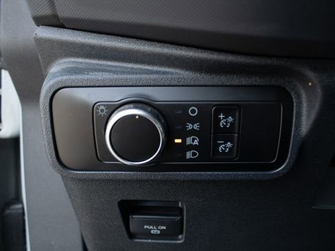 Used 2024 Ford Bronco Badlands image 10