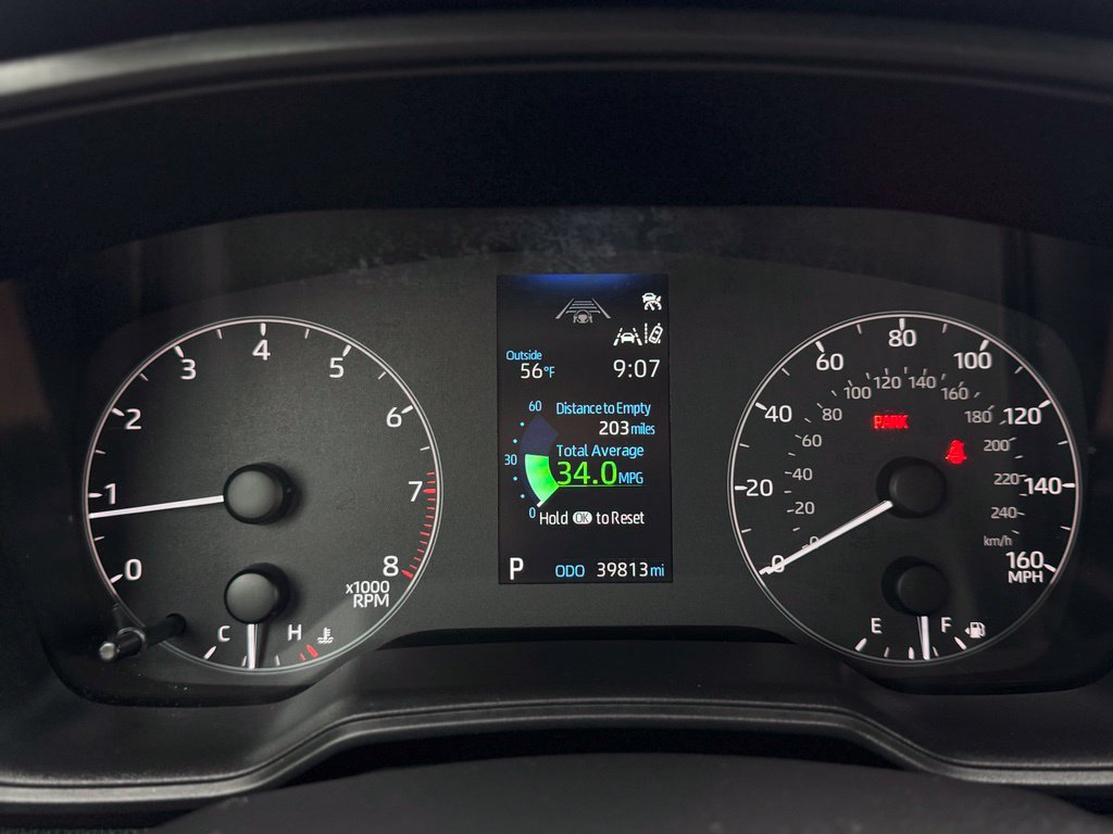 Used 2025 Toyota Corolla LE FWD image 15
