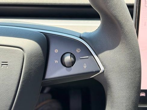 Used 2025 Tesla Model 3 Long Range AWD/4WD image 13