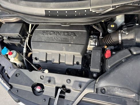 Used 2016 Honda Odyssey SE image 28