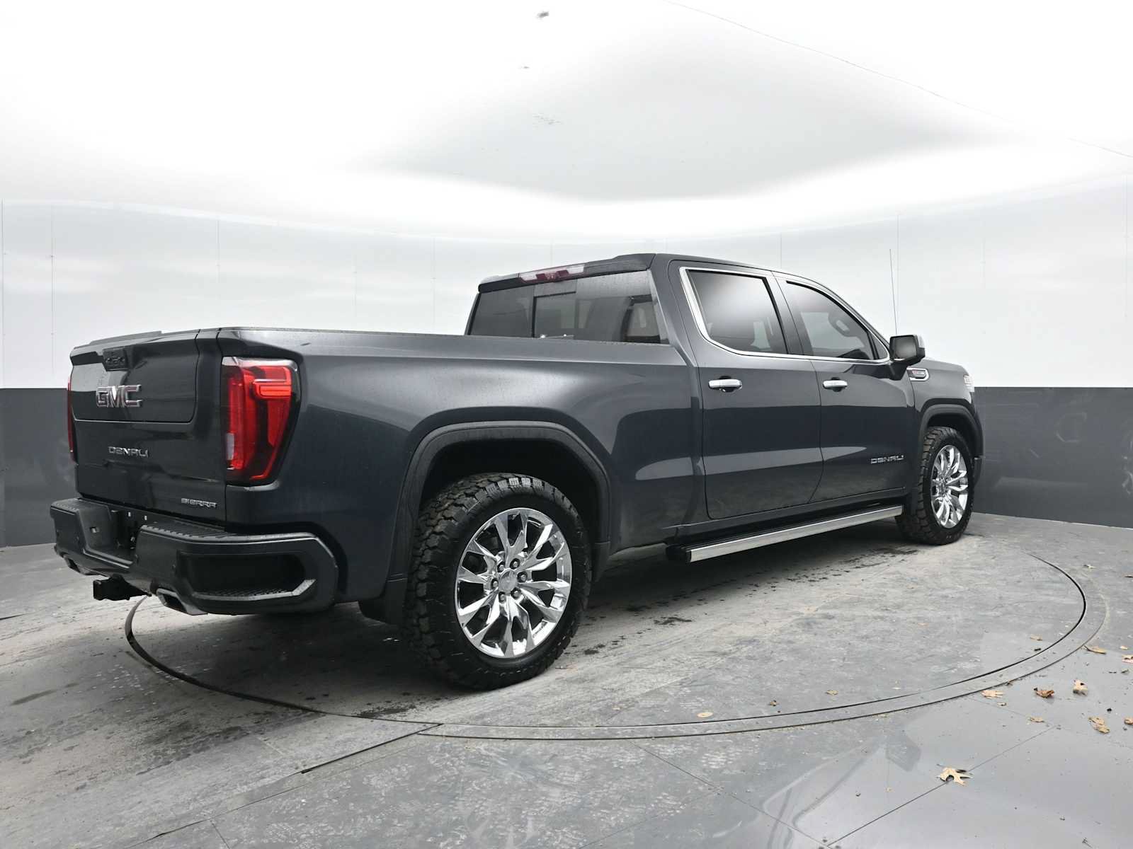 Used 2021 GMC Sierra 1500 Denali w/ Denali Ultimate Package AWD/4WD image 10
