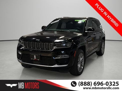 Used 2022 Jeep Grand Cherokee Summit w/ Advanced Protech Group IV AWD/4WD image 1