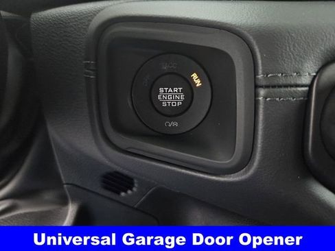 New 2025 Jeep Gladiator Sport image 17