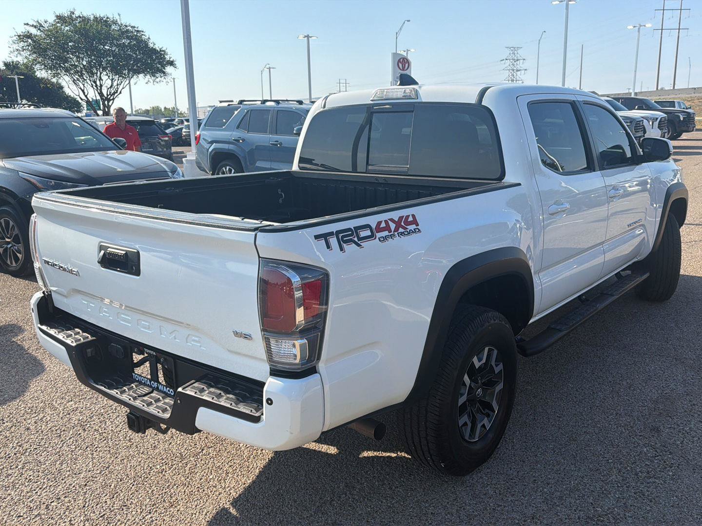 Certified 2021 Toyota Tacoma TRD Off-Road w/ Technology Package AWD/4WD image 3