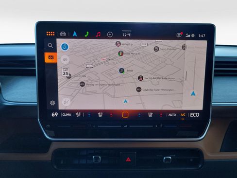 New 2025 Volkswagen ID. Buzz Pro S image 17