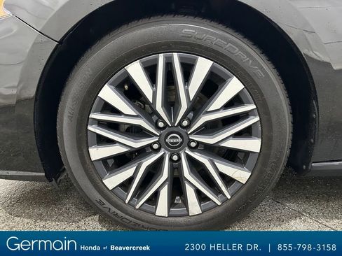 Used 2023 Nissan Altima 2.5 SV image 14