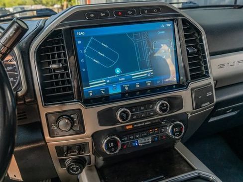 Used 2022 Ford F250 Lariat w/ Chrome Package AWD/4WD image 26