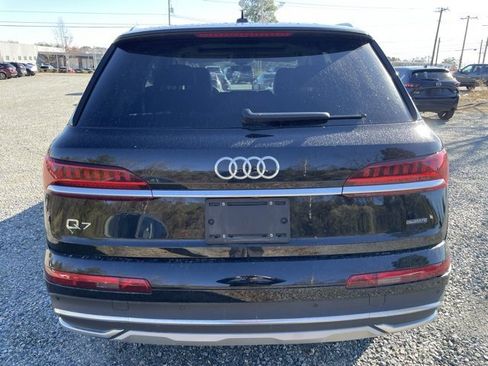Certified 2023 Audi Q7 2.0T Premium w/ Convenience Package image 4