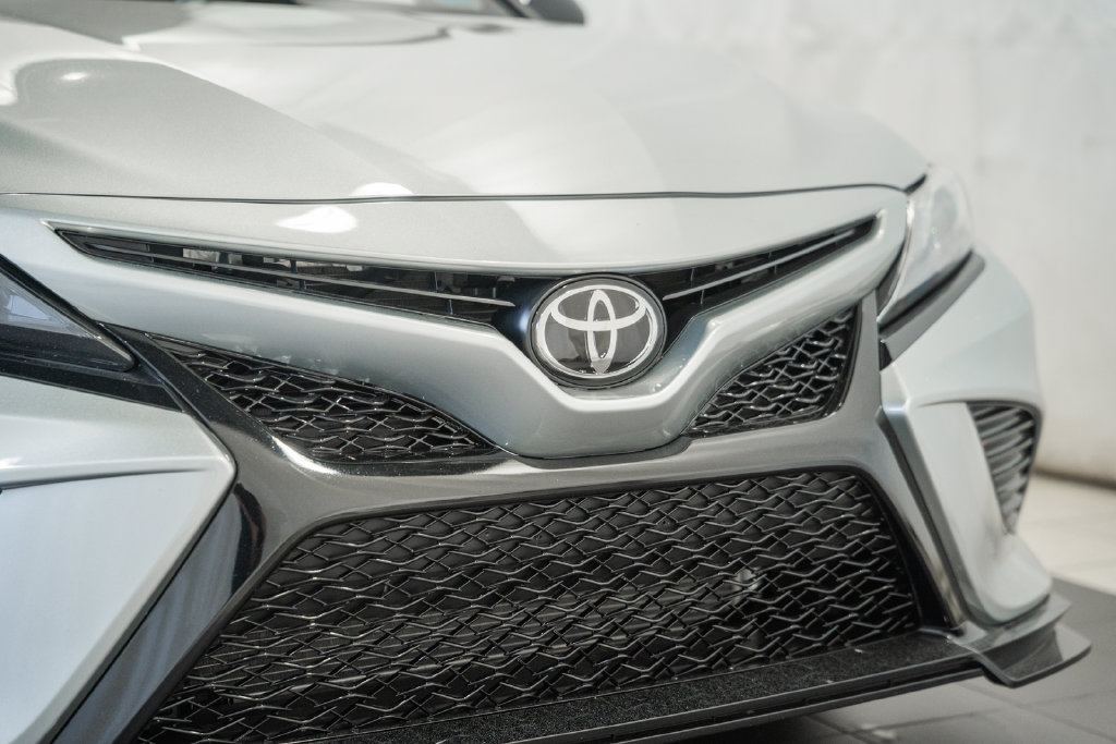 Used 2020 Toyota Camry TRD FWD image 11