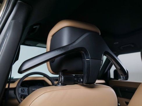 New 2026 Land Rover Defender 110 X-Dynamic SE image 22