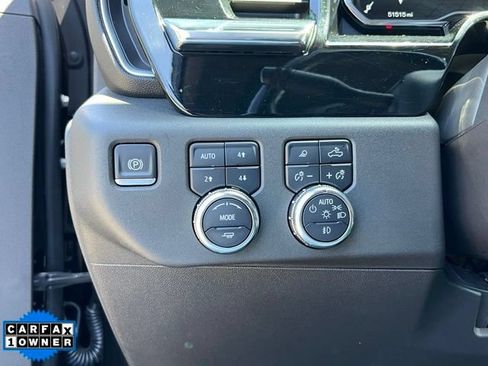 Used 2023 GMC Sierra 1500 SLT w/ X31 Off-Road Package AWD/4WD image 18