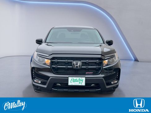 Certified 2025 Honda Ridgeline Sport image 8